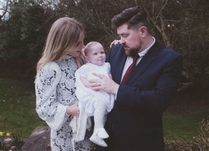 Amy De Bhrún Height, Weight, Net Worth, Age, Birthday, Wikipedia, Who, Instagram, Biography