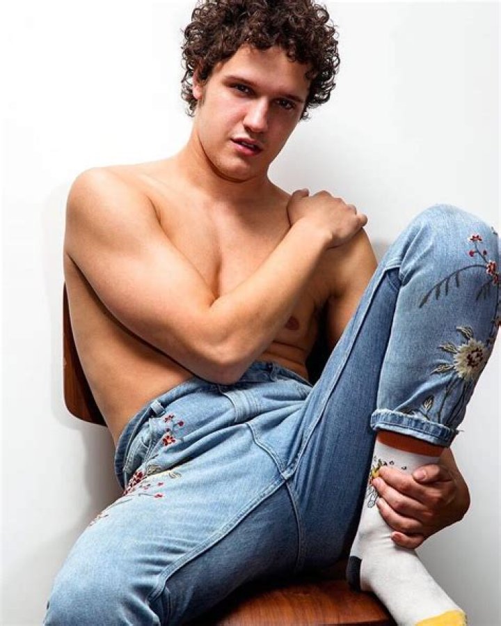 Antonio Marziale Height, Weight, Net Worth, Age, Birthday, Wikipedia, Who, Instagram, Biography