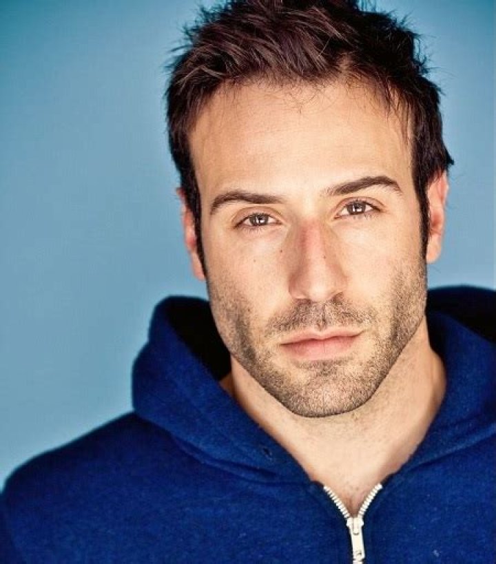 Coby Ryan Mclaughlin Height, Weight, Net Worth, Age, Birthday, Wikipedia, Who, Nationality, Biography