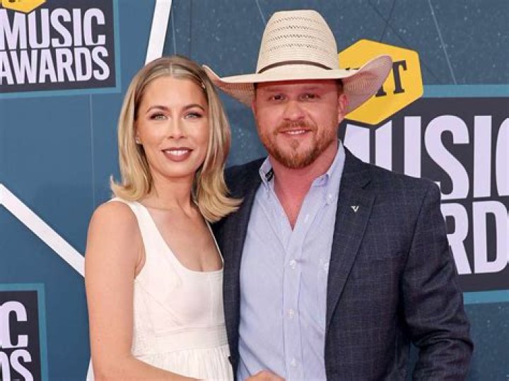 Cody Johnson Wife Brandi Johnson Age, Birthday, Wikipedia, Who, Nationality, Biography