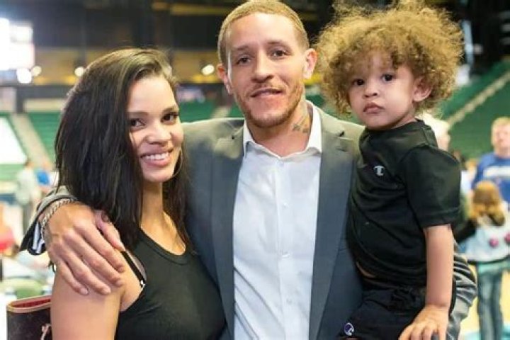 
Delonte West is Married to Caressa Suzette West since 2013 