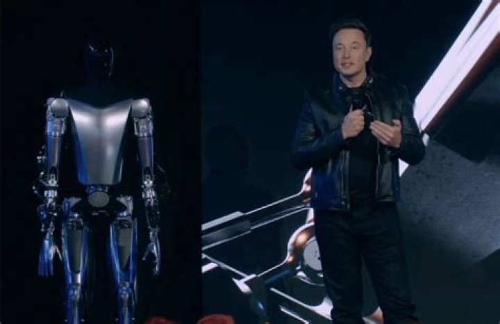 
Elon Musk set to showcase Tesla’s humanoid robot after delay 