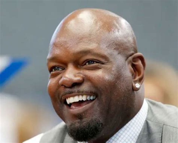 Emmitt Smith Height, Weight, Net Worth, Age, Birthday, Wikipedia, Who, Instagram, Biography
