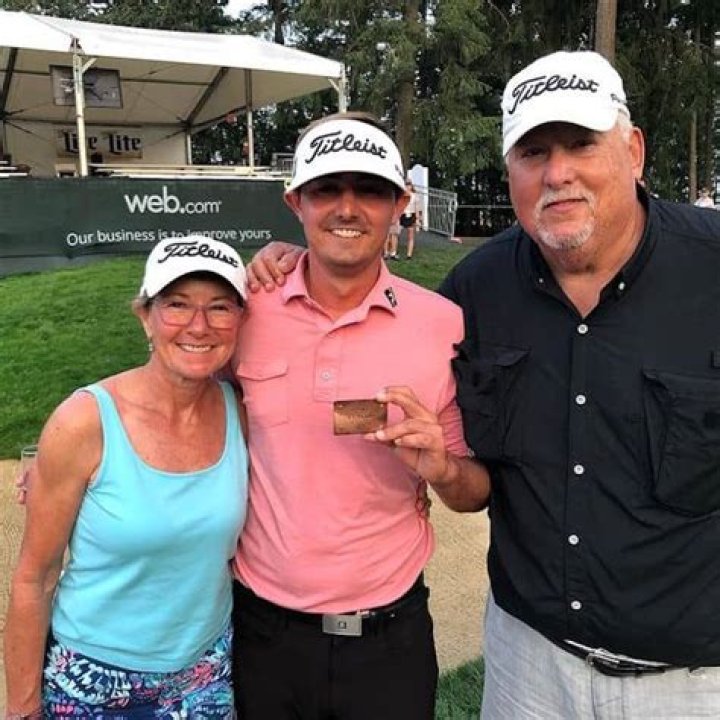 
Hank Lebioda Height, Weight, Net Worth, Age, Birthday, Wikipedia, Who, Nationality, Biography 