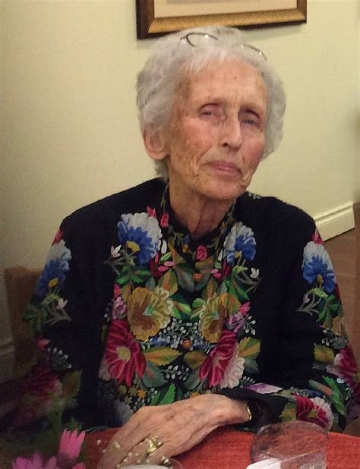 
How Did Nancy Whitehead Equestrian Died? Death Cause – Husband And Family 