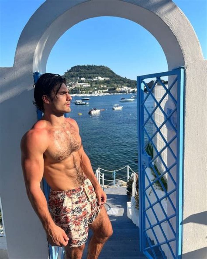 
Jake Atlas Height, Weight, Net Worth, Age, Birthday, Wikipedia, Who, Nationality, Biography 