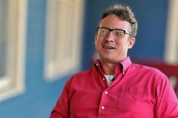 
John Nova Lomax Obituary: How Did He Die? Cause Of Death Details 