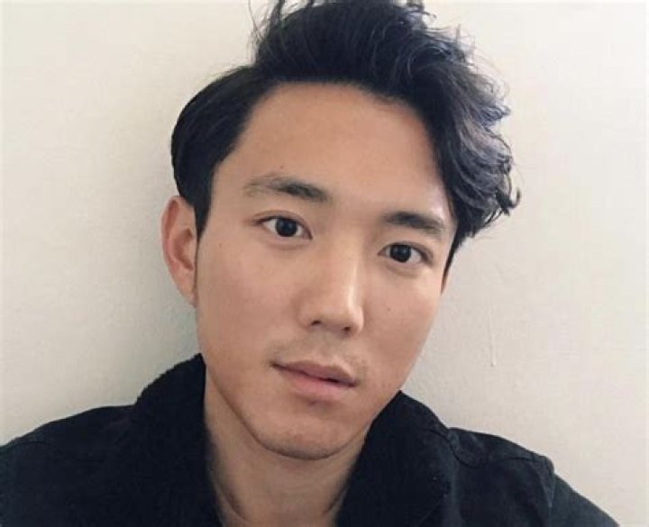 Justin H. Min Height, Weight, Net Worth, Age, Birthday, Wikipedia, Who, Nationality, Biography