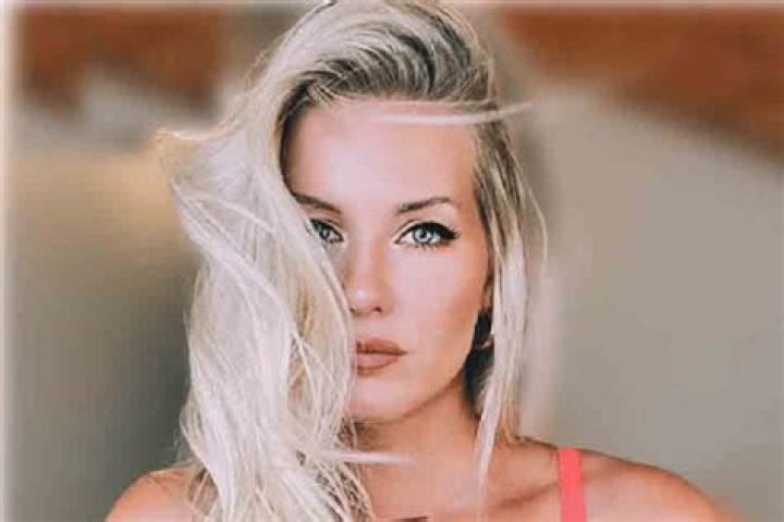 
Kat Stewart Height, Weight, Net Worth, Age, Birthday, Wikipedia, Who, Nationality, Biography 