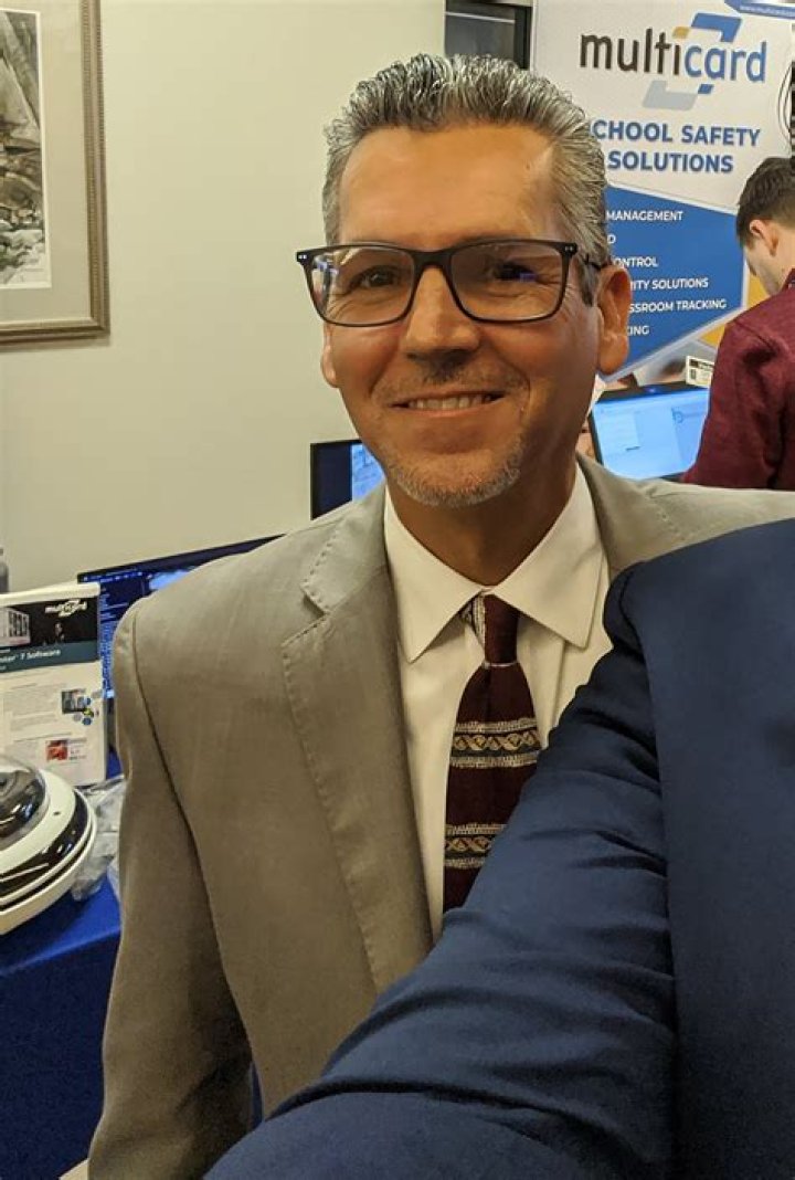 
Kraemer Middle School Assistant Principal, Did Moises Plascencia Left A Suicide Note? 