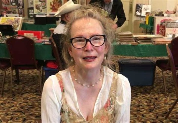 Laurie Johnson Height, Weight, Net Worth, Age, Birthday, Wikipedia, Who, Nationality, Biography