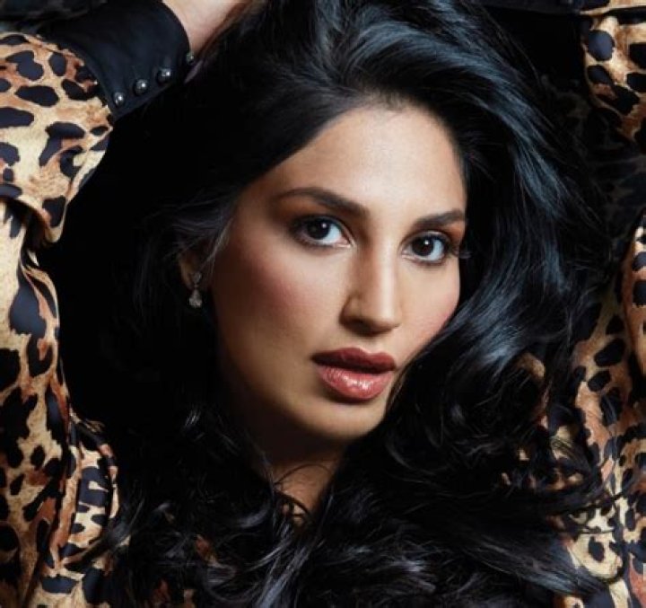 Leva Bonaparte Congratulated Her Younger Sister Mona Nowroozyani After She Was Officially A Doctor