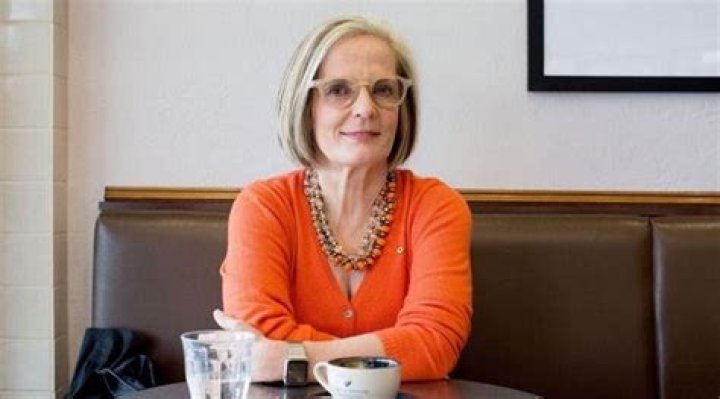 Lucy Mary Turnbull Height, Weight, Net Worth, Age, Birthday, Wikipedia, Who, Instagram, Biography