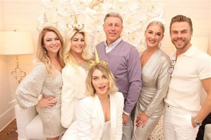 Marabeth Hough Height, Weight, Net Worth, Age, Birthday, Wikipedia, Who, Instagram, Biography