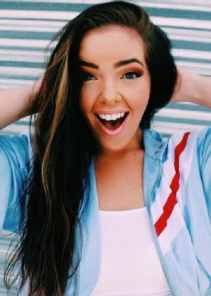 Miranda May Height, Weight, Net Worth, Age, Wiki, Who, Instagram, Biography