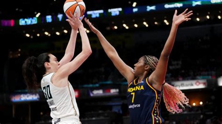 
NaLyssa Smith Height, Weight, Net Worth, Age, Birthday, Wikipedia, Who, Nationality, Biography 