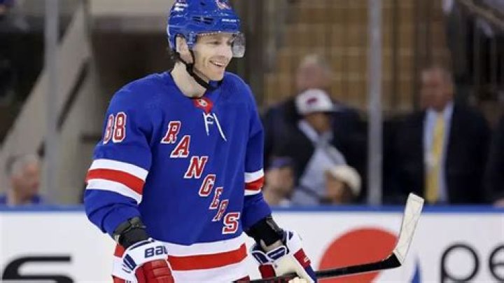 Patrick Kane Height, Weight, Net Worth, Age, Birthday, Wikipedia, Who, Nationality, Biography