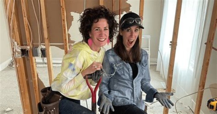 Renovation 911 Sisters Kirsten Meehan and Lindsey Uselding Are Restoration Experts