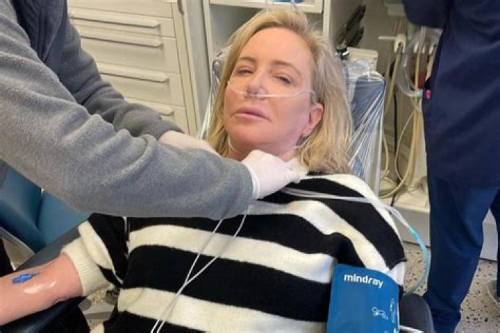 
‘RHOC’ Star Shannon Beador Details Emergency Dental Surgery After Suffering ‘Severe Pain’ in Teeth 