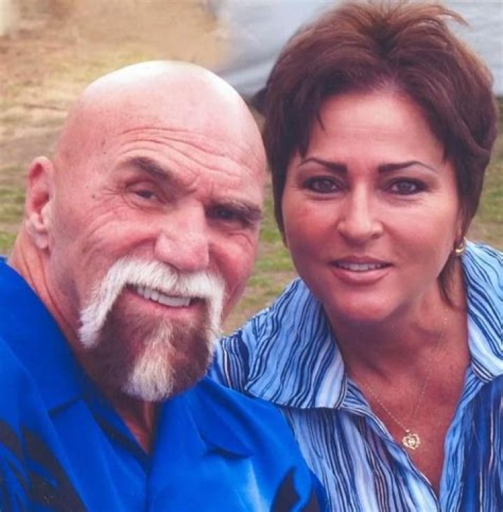 
Superstar Billy Graham’s family: Who is wife Valerie, ex Madelyn Miluso, children Capella and Joey? 