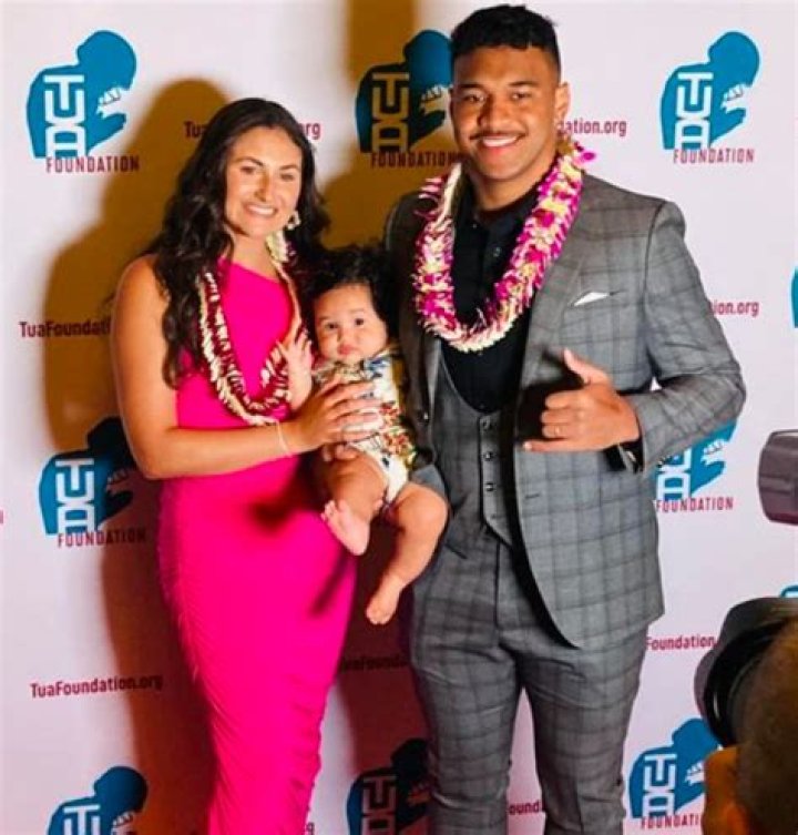 Tua Tagovailoa Height, Age, Girlfriend, Biography, Wiki, Net Worth
