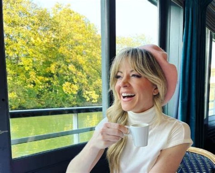 
What Happened To Lindsey Stirling After Leaving Youtube | Illness And Health 2023 