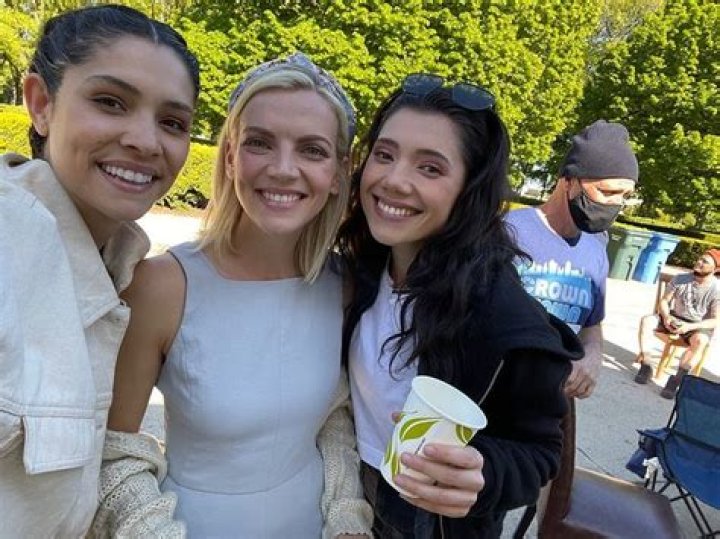 Who are Miranda Rae Mayos Parents? Miranda Rae Mayo Biography, Parents Name and More