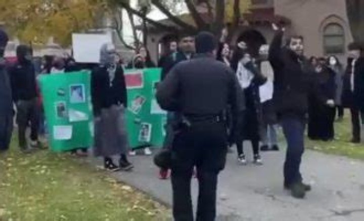 
Who is Anas Shuaib? Antisemite screams at Jews to “go back to Poland, go back to Germany” at CUNY Queens College 