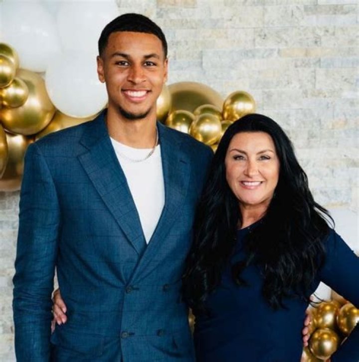 Who Is Kenyon Murray Wife Michelle Murray? Details On The Family And Bio Of Former Iowa Hawkeyes Basketball Player