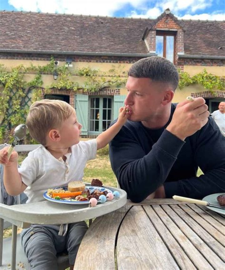 Who Is Matt Does Fitness Wife, Sarah Morsia? Details On His Age Height And Weight