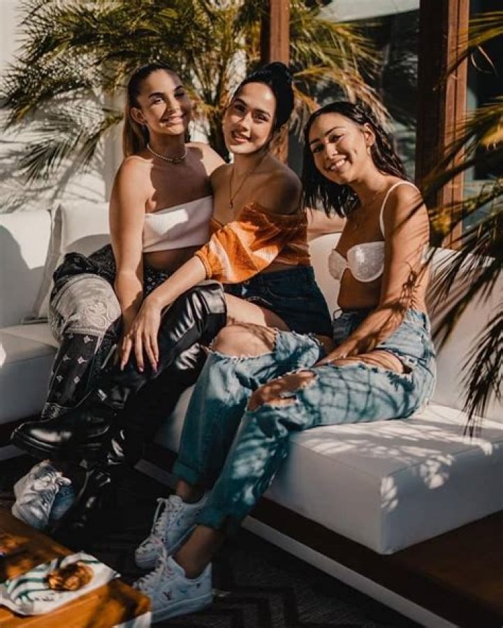 
Xileniamena – Itsxileyo Height, Weight, Net Worth, Age, Birthday, Wikipedia, Who, Instagram, Biography 